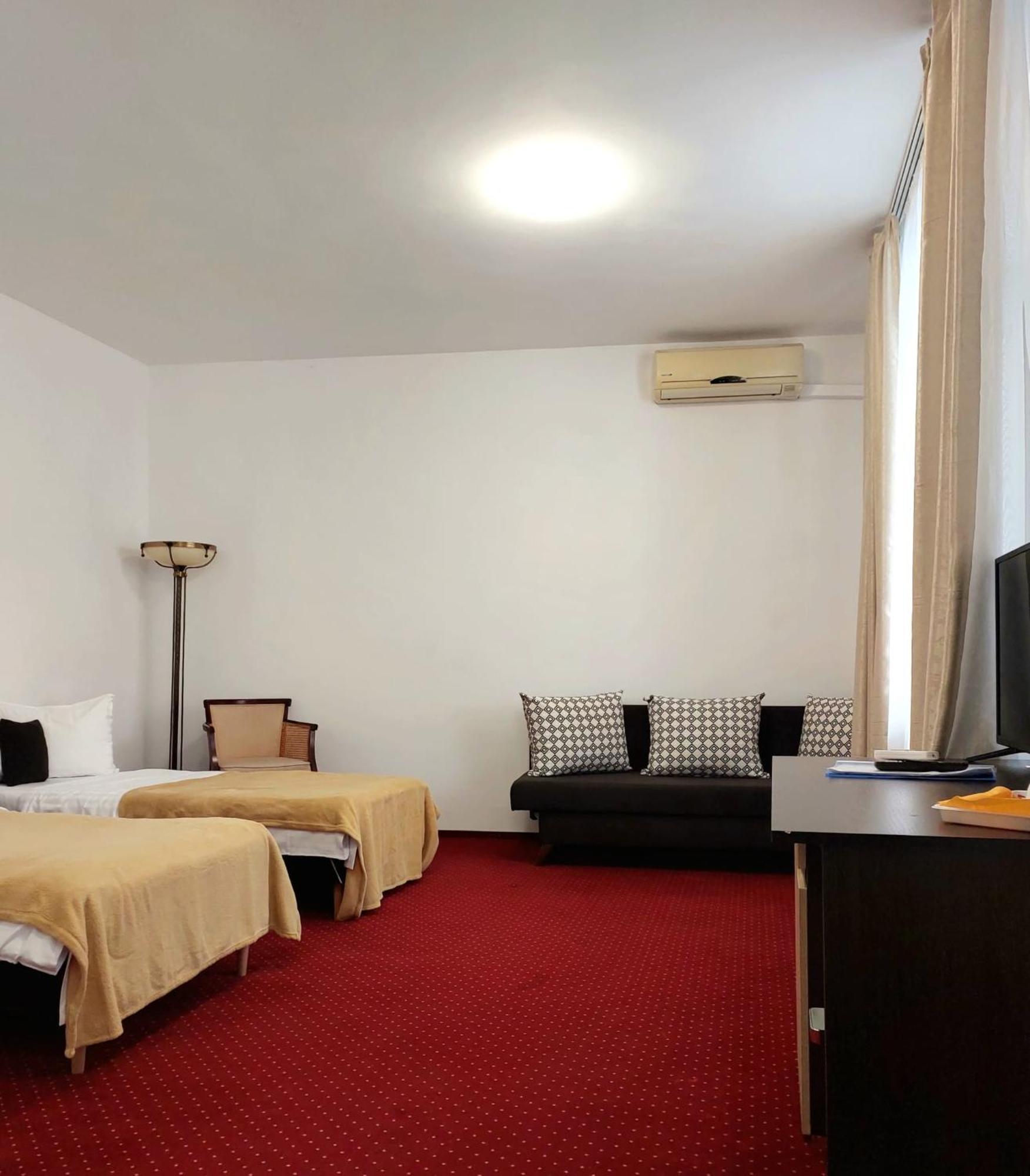 Atrium Hotel Ateneu City Center Bucharest Exterior photo